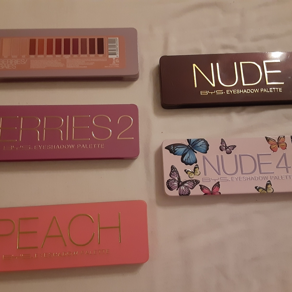 Eyeshadow palettes
